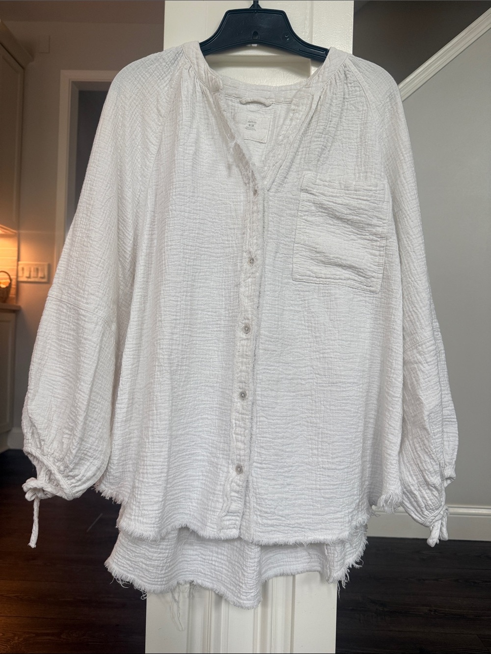 aerie White Boho Button-Front Gauze Long-Sleeve Oversized Tie Cuffs Relaxed M - Picture 3 of 8